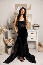 Load image into Gallery viewer, Black Angel Velvet Dress