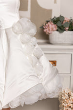 Load image into Gallery viewer, Luxe Bloom Bridal Mini