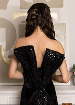 Load image into Gallery viewer, Black Angel Velvet Dress