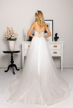 Load image into Gallery viewer, Bridal Luminous Bloom