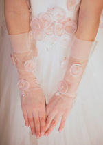 Load image into Gallery viewer, Rose Petal Bridal Gloves