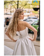 Load image into Gallery viewer, Evelina
